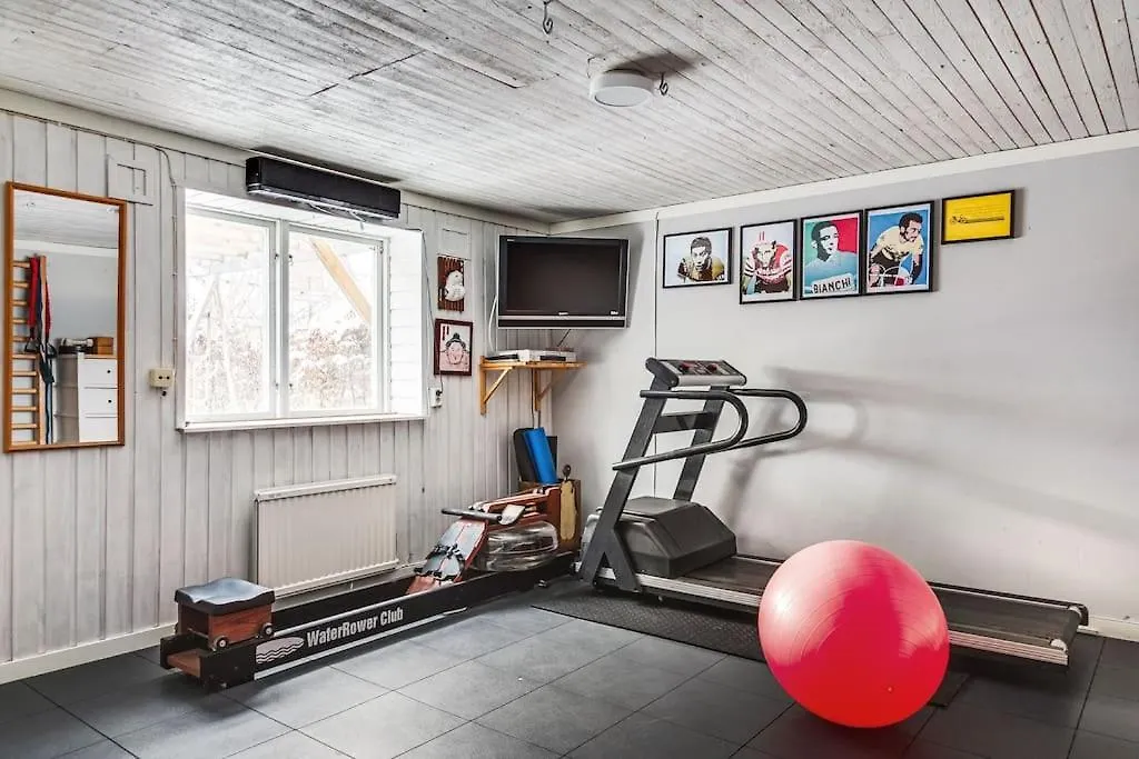 Retro Retreat With Modern Comforts Стокгольм Апартаменты