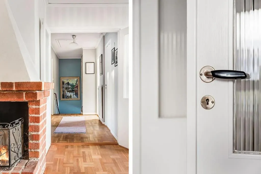 Retro Retreat With Modern Comforts Стокгольм