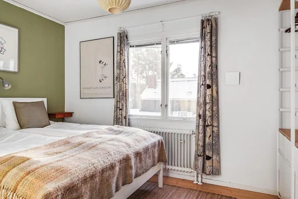 Retro Retreat With Modern Comforts Стокгольм 0*,  Швеция